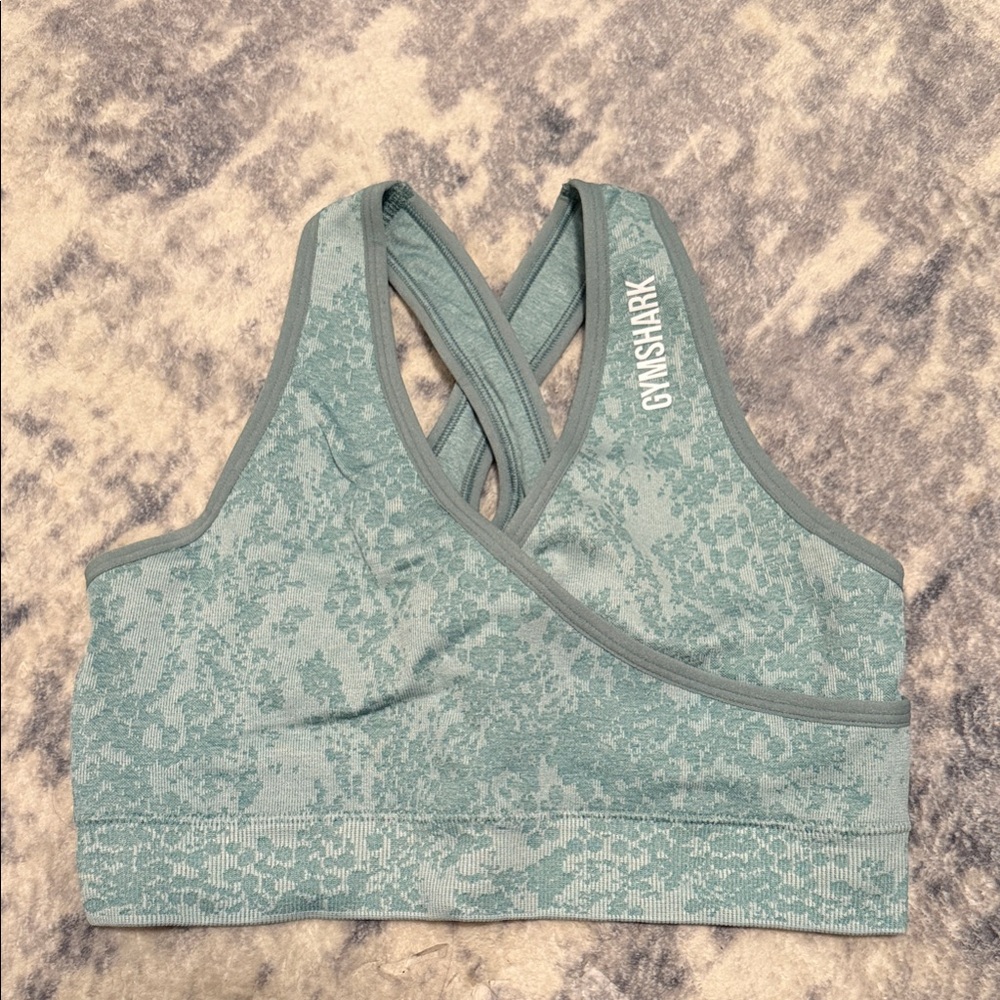 Gymshark Adapt Animal Women's Cross-Back Sports Bra - light green